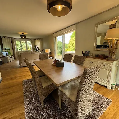 L'oree Du Bois - Piscine - 6pers - Garage بيت للعطل *