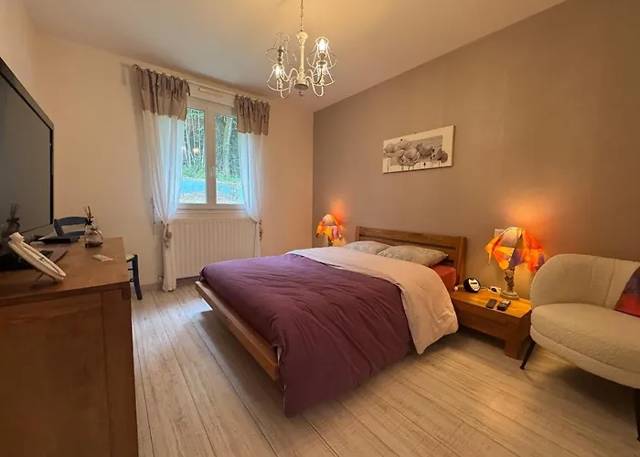 L'oree Du Bois - Piscine - 6pers - Garage Yvré-lʼÉvêque