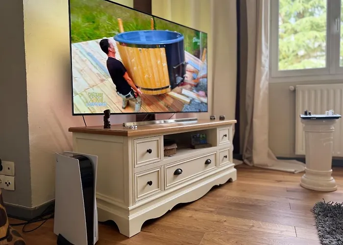 L'oree Du Bois - Piscine - 6pers - Garage Yvré-lʼÉvêque