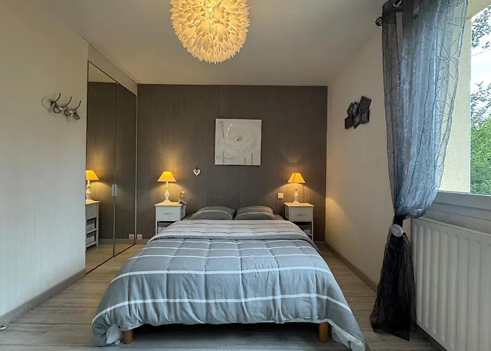 L'oree Du Bois - Piscine - 6pers - Garage * Yvré-lʼÉvêque